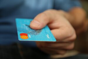 クレジットカードの高還元率を活用する方法は？